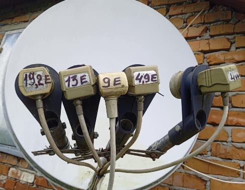 Спутниковая антенна на 5 спутников в Украине спутниковая тарелка на 3 спутника в нестандартной конфигурации
